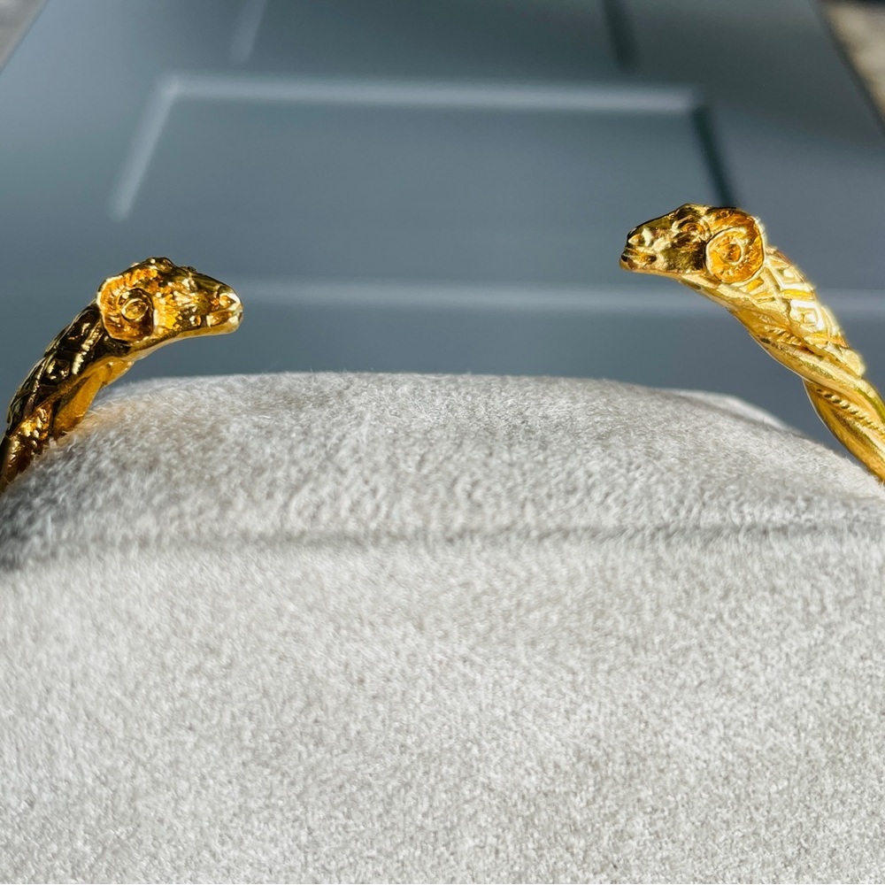 Double Ram Head Aries Gold Vermeil Sterling Silver Twisted Cable Cuff Br… - Picture 8 of 10